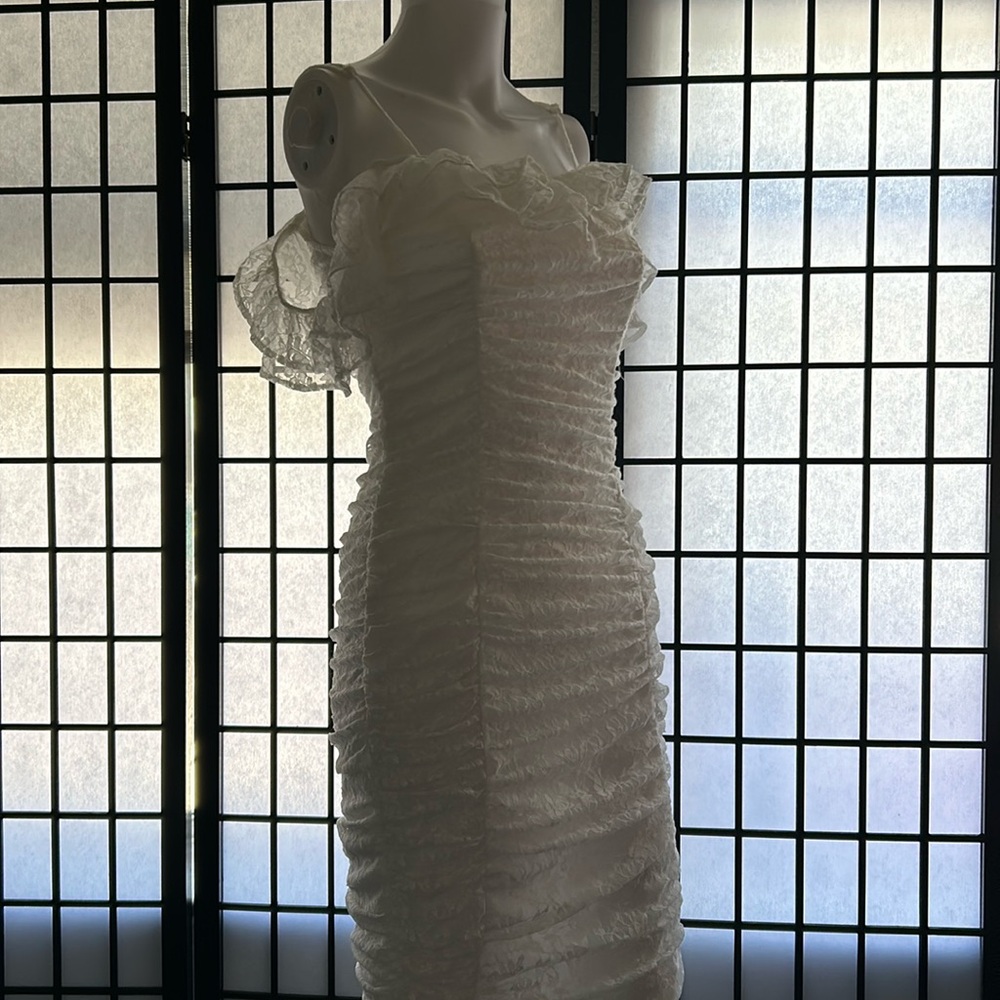White dress 🤍
